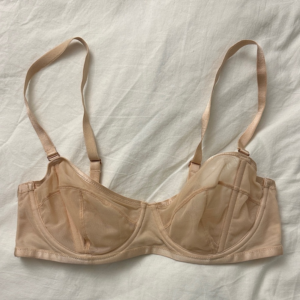 Savage X Fenty Elegant Beige Mesh Bra 34D NWOT